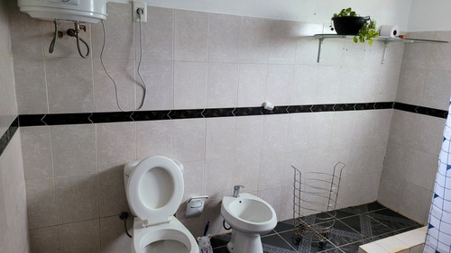 Imagen 3 de 14 de Alquilo Casa 2 Dormitorios Y 1 Baño