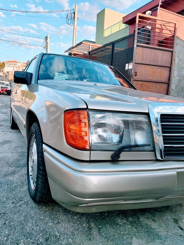 Imagem 7 de 8 de Mercedes 300e 1985 3.0 Sedan 6 Cilindros 12v Gasolina 4p Aut