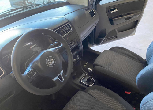 Imagen 10 de 12 de Volkswagen Suran Confortline I-motion - Año 2011