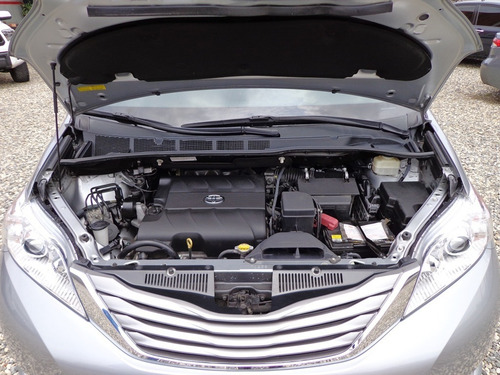 Imagen 13 de 14 de Toyota Sienna Xle 2016 4x2 Automático