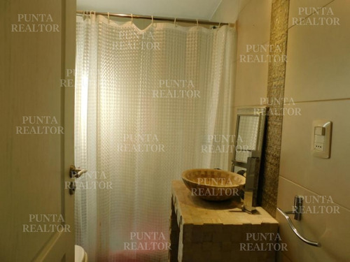 Mansa, Minimalista, 3 Suites Con Vestidor Y Terrazas, Parrillero, Piscina, Jardín Diseño- Ref: 130