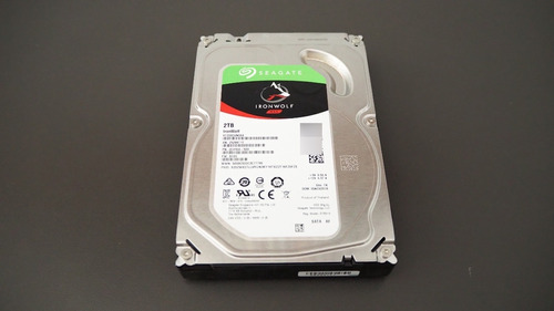 Disco Duro Nas Seagate Ironwolf St2000vn004 2tb Sata Hdd