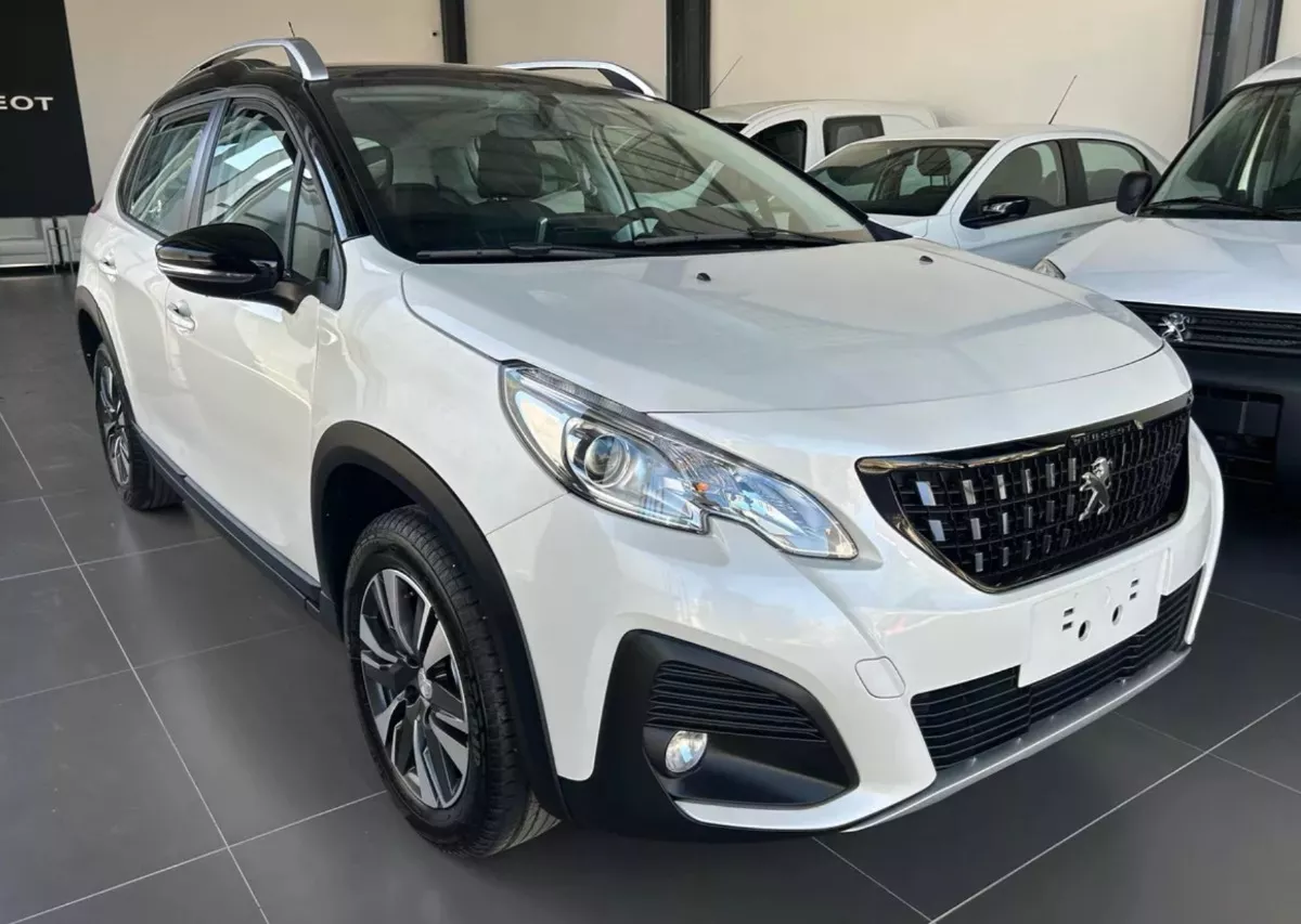 Peugeot 2008 1.6 Feline Tip