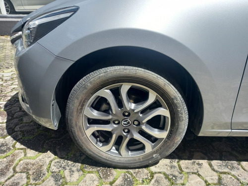Imagen 14 de 14 de Mazda 2 Sedan Gt Lx At