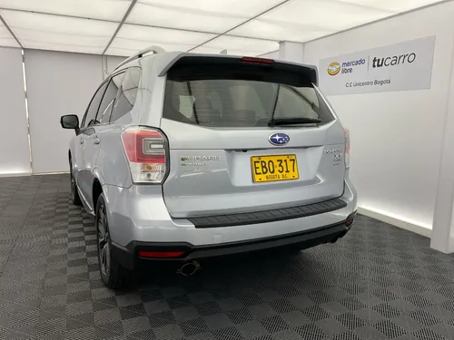 Subaru Forester 2.0 Xt