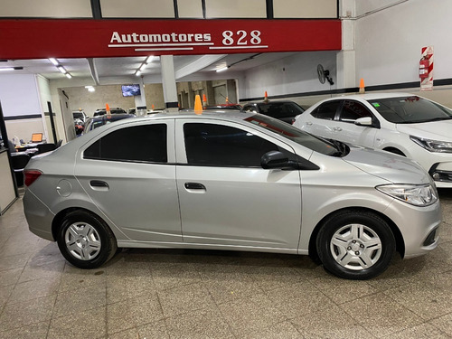 Imagen 4 de 11 de Chevrolet Prisma 1.4 Full 2018