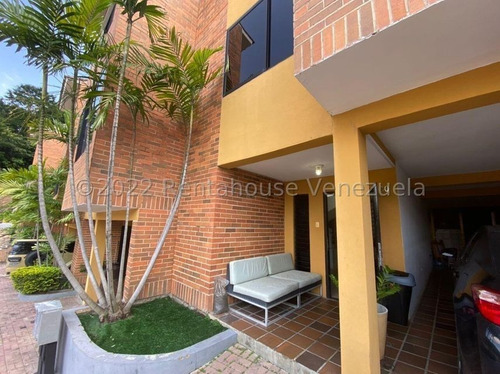 Imagen 21 de 22 de Marol Rentahouse Vende Townhouse En Lomas Del Este Valencia 23-9286