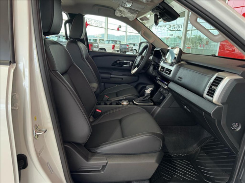 Mitsubishi Triton 2.4 BITURBO DIESEL CD HPE 4X4 AUTOMÁTICO