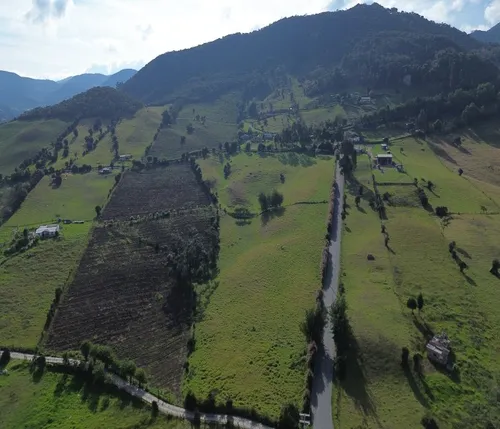 ¡espectacular Finca En Sibaté! 14 Fanegadas. Vía Pavimentada