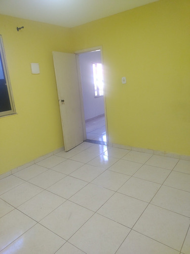 Apt 01 Quarto Parque Alian Sjm