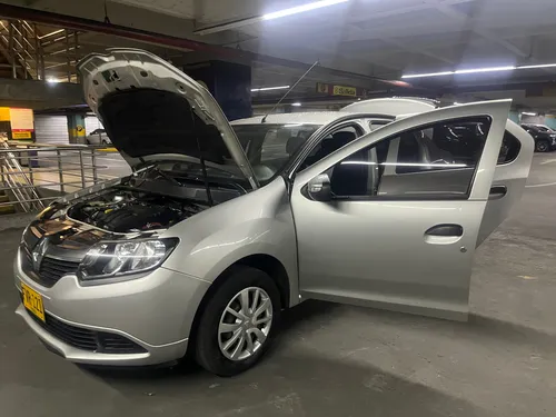 Renault Logan 1.6 Expression / Life + 16v automatico