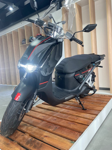 Imagen 12 de 16 de Moto Eléctrica Super Soco Cpx Black