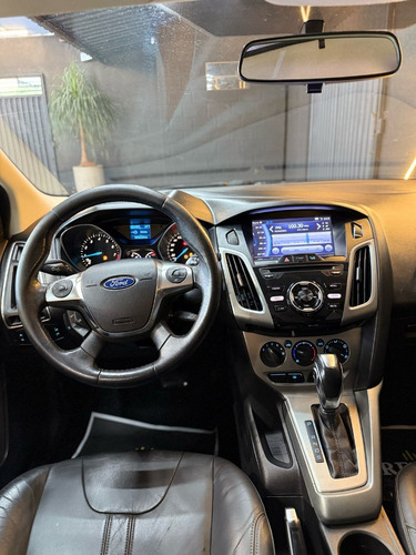 Ford Focus 1.6 SE 16V FLEX 4P POWERSHIFT