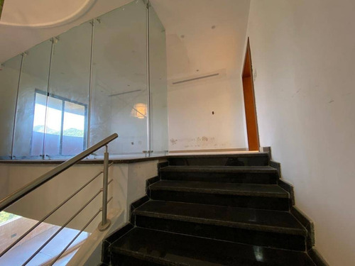 Imagen 13 de 28 de Adriana Castellanos Ofrece Espectacular Penthouse En Venta En La Trigaleña Cod. 166138