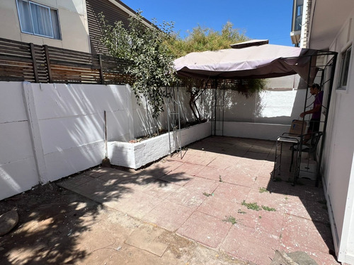 Casa De 2 Pisos, 3d-1b, Villa España, Puente Alto