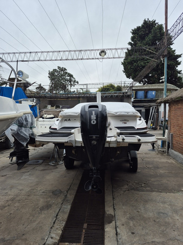 Lancha Eclipse 20 Cuddy Mercury 150 Hp 4t