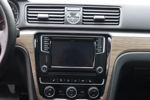 Volkswagen Passat 2.5 Tiptronic Highline At