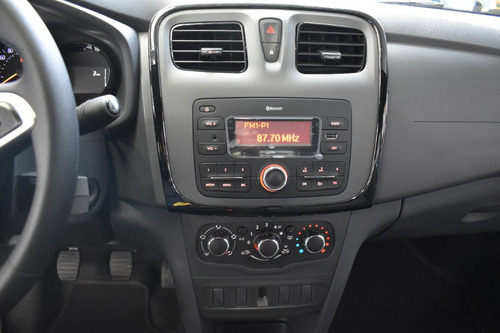 Imagen 11 de 25 de Renault Sandero Life Ultima Unidad + Póliza Todo Riesgo