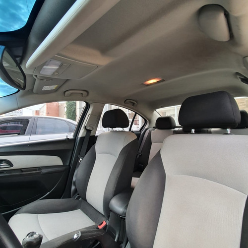 Imagen 5 de 11 de Chevrolet Cruze 1.8 Lt Año 2012 Baudena