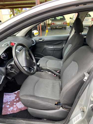 Peugeot 207 Passion 1.4 Xr Flex 4p 2012