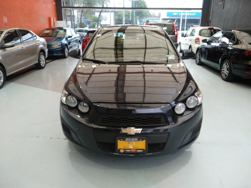 Imagen 3 de 10 de Chevrolet Sonic 1.6 Ls Mt 2016