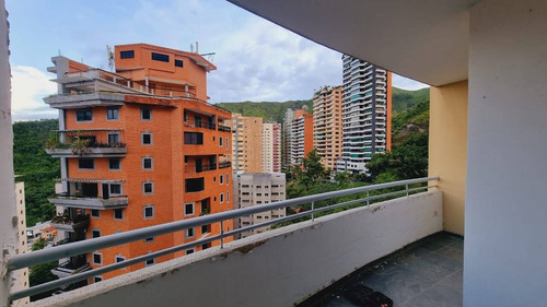 Apartamento En Venta En El Parral, Valencia 287518 Lz