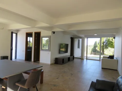 Casalote En Venta En Alto Del Escobero. Cod V14836