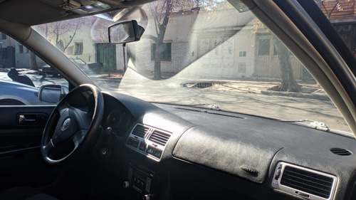 Imagen 12 de 25 de Volkswagen Bora 2008 2.0 Nafta