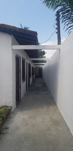 Aluga-se Kit-net, Rua União, Bairro Icuí-guajará