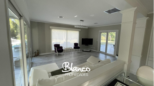 Casa En Venta En La Lomada, Pilar, G.b.a. Zona Norte