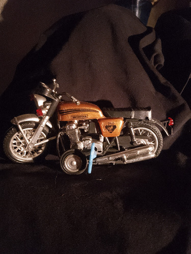 Motito A Cuerda De Colección (Usado)