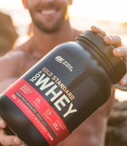 Suplemento en polvo Optimum Nutrition Proteína Gold Standard 100% Whey proteína sabor double rich chocolate en pote de 2.27kg