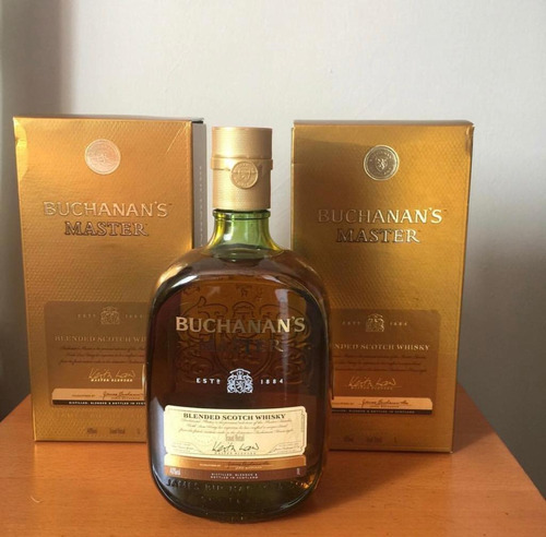 Imagen 1 de 1 de Whisky Buchana's Máster De Litro 