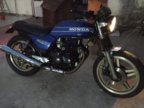 Imagen 5 de 13 de Honda Cb 400 N