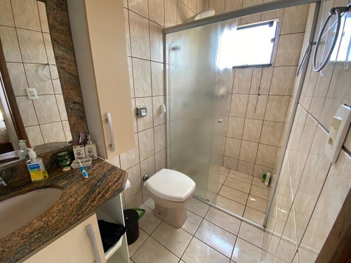 Sobrado No Floresta Com 4 Quartos Para Venda, 209 M² - Lg7625