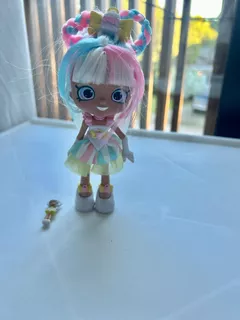 Shopkins Muñeca Marsha Mello Con Mini Doll