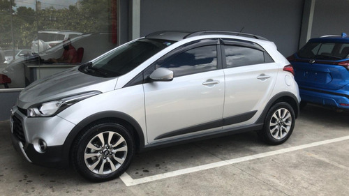 Imagem 10 de 14 de Hyundai Hb20x 2018 1.6 Style Flex Aut. 5p