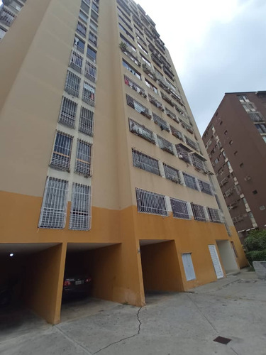 Apartamento En Venta Urb Quenda