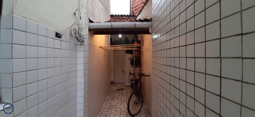 Casa Com 3 Dorms, Embaré, Santos - R$ 750 Mil, Cod: 18317 - V18317