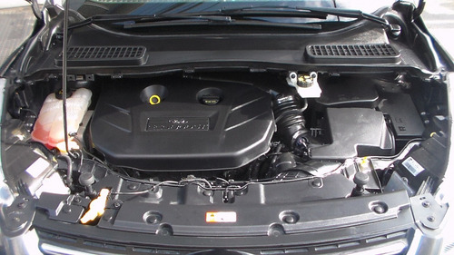 Imagen 10 de 13 de Ford Kuga Titanium 2.0t Ecoboost 4x4 Aut 2016