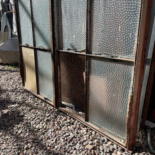 Ventana Doble Hoja Vidrios Repartidos En Hierro - Cod: Dt361 Gris Claro (Usado)