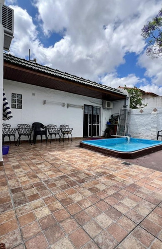 Casa S/lote Propio 4 Amb Pileta Garage Haedo Chico