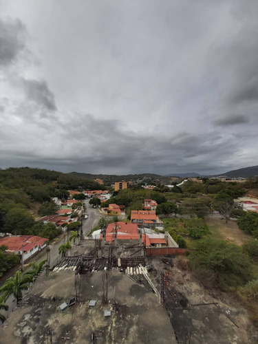 Se Vende Apartamento 87m2 2h/2b/1p Balcones Paso Real Charallave 3191