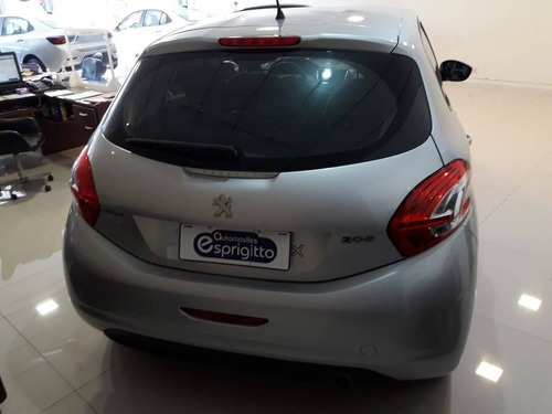 Peugeot 208 1.5 Allure Nafta Manual