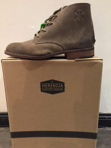 Borcego  Herencia Argentina Cuero