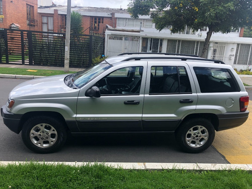 Jeep Grand Cherokee Laredo 4x4