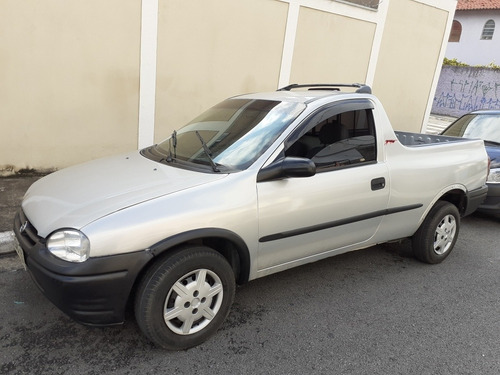 Chevrolet Corsa Pick-up 1.6 St 2p 2001