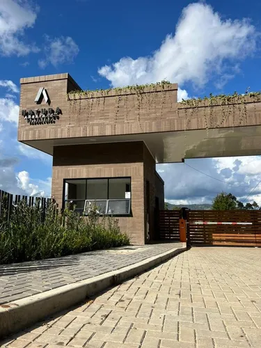 ¡lote Con La Mejor Vista En Unidad Cerrada Natura Arrayanes! 5 Minutos Del Aeropuerto Jmc