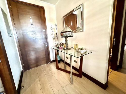 Departamento En Venta De 4 Dorm. En Las Condes