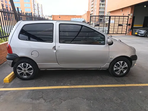Renault Twingo 1.2 Access +